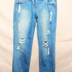 YES YES/ Lady's distressed blue jeans mix, size 14