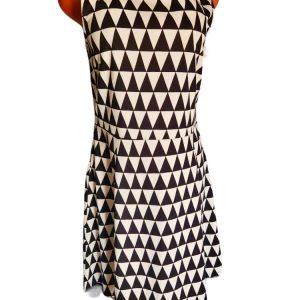 Voeul / lady's black and white design armless gown , size 14