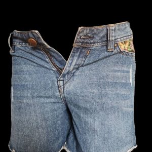 M&S / Lady's sky-blue jeans short, size 28