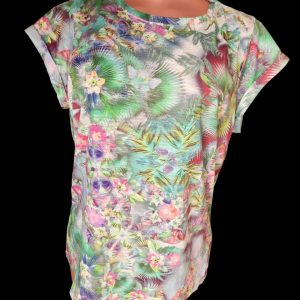 Morocco / Lady's short hand flower design top, size 10